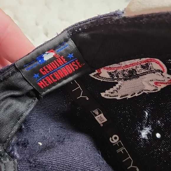 🔥NEW YORK YANKEES🔥  DISTRESSED *59 FIFTY ×GENUINE MLB× HAT *ONE SIZE FITS ALL* - Picture 11 of 16